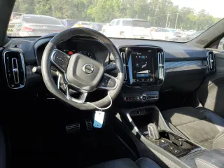 2021 Volvo XC40 R-Design with VIN YV4AC2HM3M2537869, listed as a Copart auction lot 56687535 with 50,265 mi miles and Salvage title. Bid and sale history available at DreamBid. Image 8.