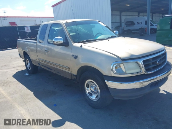 2000 Ford F-150 XL with VIN 1FTRX17L8YNB02069, listed as a IAAI auction lot 41813272 with 279,042 mi miles and . Bid and sale history available at DreamBid. Image 1.
