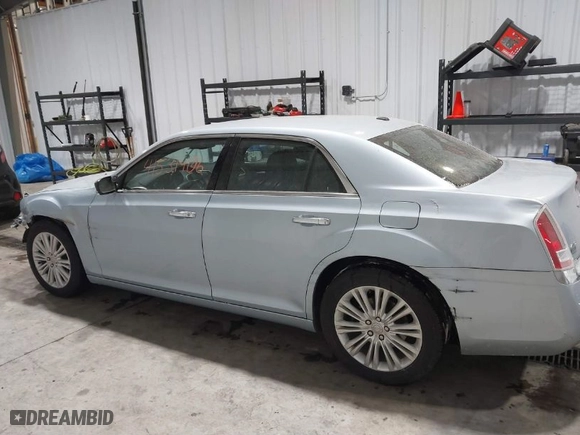 2013 Chrysler 300 with VIN 2C3CCAKG0DH604318, listed as a IAAI auction lot 41531406 with 51,765 mi miles. Bid and sale history available at carsss.com. Image 14.