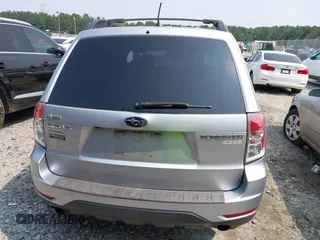 2013 Subaru Forester X Limited с VIN JF2SHAEC2DH441521, выставлен на аукционе IAAI как лот 42397403 с пробегом 130 000 миль миль и . История ставок и продаж доступна на DreamBid. Изображение 16.