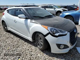 2016 Hyundai Veloster Turbo with VIN KMHTC6AE6GU302425, listed as a Copart auction lot 57547873 with 83,854 mi miles. Bid and sale history available at carsss.com. Image 4.