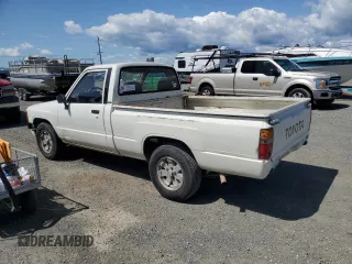1985 Toyota Pickup z VIN JT4RN50R4F0068265, wystawiony jako Copart lot #51827965 z przebiegiem 348 047 mil mil oraz Szkoda całkowita • Salvage title. Historia ofert i sprzedaży dostępna na DreamBid. Obrazek 2.