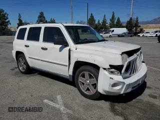 2008 Jeep Patriot Limited with VIN 1J8FT48W88D519179, listed as a Copart auction lot 49710235 with 140,578 mi miles and Salvage Title. Bid and sale history available at DreamBid. Image 4.