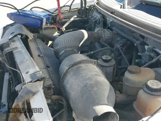 2004 Ford F-150 XL с VIN 1FTRF12W44NC19596, выставлен на аукционе IAAI как лот 42184605 с пробегом 100 961 миль миль и . История ставок и продаж доступна на DreamBid. Изображение 13.