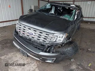 2019 Ford Expedition Max Limited z VIN 1FMJK2AT3KEA85243, wystawiony jako IAAI lot #42193680 z przebiegiem Nie podano mil oraz . Historia ofert i sprzedaży dostępna na DreamBid. Obrazek 2.