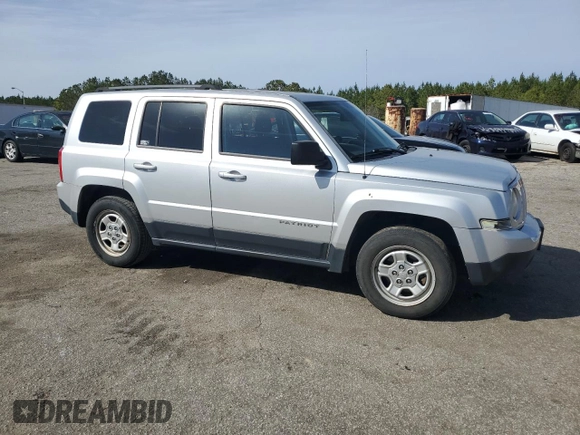 2014 Jeep Patriot Sport z VIN 1C4NJPBA9ED570306, wystawiony jako Copart lot #47923305 z przebiegiem 200 589 mil mil oraz Szkoda całkowita • Salvage title. Historia ofert i sprzedaży dostępna na DreamBid. Obrazek 4.