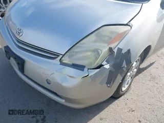 2004 Toyota Prius with VIN JTDKB20U940020058, listed as a IAAI auction lot 42142257 with 141,705 mi miles. Bid and sale history available at carsss.com. Image 6.