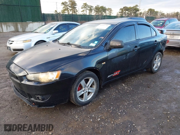 2008 Mitsubishi Lancer DE z VIN JA3AU26U58U004840, wystawiony jako IAAI lot #41515756 z przebiegiem 117 996 mil mil oraz . Historia ofert i sprzedaży dostępna na DreamBid. Obrazek 2.