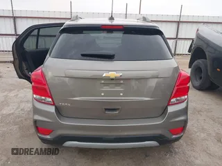 2022 Chevrolet Trax LT with VIN KL7CJLSM2NB563216, listed as a IAAI auction lot 41702010 with 19,937 mi miles. Bid and sale history available at carsss.com. Image 16.