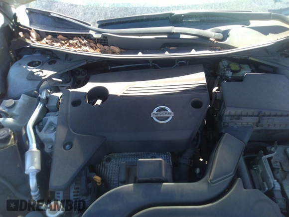 2015 Nissan Altima 2.5 SV with VIN 1N4AL3AP0FC202634, listed as a IAAI auction lot 41685049 with 137,324 mi miles. Bid and sale history available at carsss.com. Image 10.
