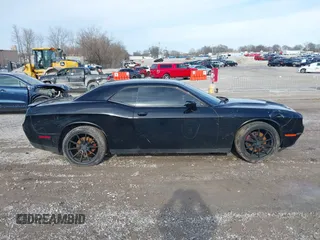 2017 Dodge Challenger R/T Plus с VIN 2C3CDZBT5HH651374, выставлен на аукционе IAAI как лот 41646819 с пробегом 143 476 миль миль и . История ставок и продаж доступна на DreamBid. Изображение 13.