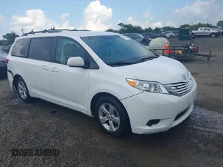2015 Toyota Sienna LE AAS with VIN 5TDKK3DC8FS601560, listed as a IAAI auction lot 42717023 with 93,667 mi miles and . Bid and sale history available at DreamBid. Image 1.