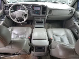 2006 GMC Sierra Denali z VIN 2GTEK63N461347595, wystawiony jako Copart lot #73427334 z przebiegiem 208 651 mil mil oraz Tytuł czysty. Historia ofert i sprzedaży dostępna na DreamBid. Obrazek 8.