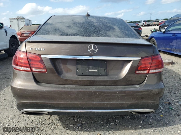 2016 Mercedes-Benz E-Class E 350 Sport with VIN WDDHF5KBXGB273674, listed as a Copart auction lot 52764385 with 134,801 mi miles and Clean Title. Bid and sale history available at carsss.com. Image 6.