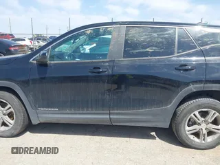 2022 GMC Terrain SLE z VIN 3GKALTEV5NL173612, wystawiony jako IAAI lot #41856301 z przebiegiem 182 594 mil mil oraz . Historia ofert i sprzedaży dostępna na DreamBid. Obrazek 14.