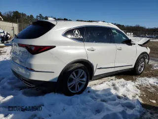 2022 Acura MDX with VIN 5J8YE1H35NL027498, listed as a Copart auction lot 82314854 with 57,209 mi miles and Salvage Title. Bid and sale history available at carsss.com. Image 3.