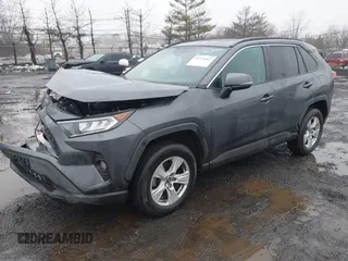 2020 Toyota RAV4 XLE with VIN 2T3P1RFV8LC122030, listed as a IAAI auction lot 41574567 with 42,586 mi miles and . Bid and sale history available at DreamBid. Image 2.