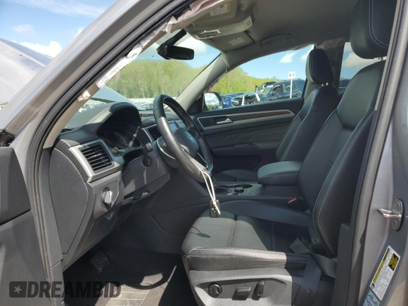 2021 Volkswagen Atlas SE z VIN 1V2HR2CA6MC578695, wystawiony jako Copart lot #55971135 z przebiegiem 94 123 mil mil oraz Szkoda całkowita • Salvage title. Historia ofert i sprzedaży dostępna na DreamBid. Obrazek 7.