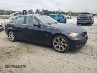 2006 BMW 3 Series 330i with VIN WBAVB33536KS34085, listed as a Copart auction lot 71541384 with 212,508 mi miles and Salvage Title. Bid and sale history available at carsss.com. Image 4.