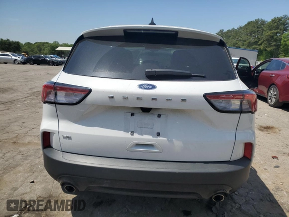 2022 Ford Escape SE z VIN 1FMCU0G60NUC04269, wystawiony jako Copart lot #53483375 z przebiegiem 7 727 mil mil oraz Szkoda całkowita • Salvage title. Historia ofert i sprzedaży dostępna na DreamBid. Obrazek 6.