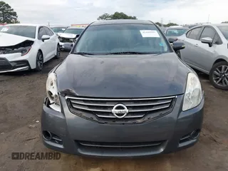 2012 Nissan Altima S z VIN 1N4AL2AP2CN469056, wystawiony jako IAAI lot #41449965 z przebiegiem 218 000 mil mil oraz . Historia ofert i sprzedaży dostępna na DreamBid. Obrazek 12.