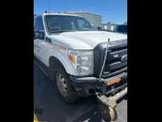 2016 Ford F-250 XLT with VIN 1FT7X2B67GEB70957, listed as a IAAI auction lot 42843825 with 215,003 mi miles and . Bid and sale history available at DreamBid. Image 29.