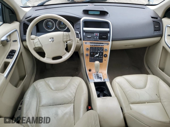 2010 Volvo XC60 3.0T z VIN YV4992DZ9A2030697, wystawiony jako Copart lot #52814685 z przebiegiem 155 390 mil mil oraz Tytuł czysty. Historia ofert i sprzedaży dostępna na DreamBid. Obrazek 8.