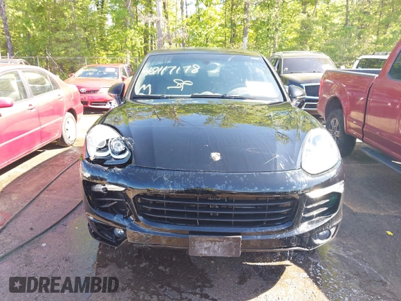 2016 Porsche Cayenne z VIN WP1AA2A23GLA04144, wystawiony jako IAAI lot #42117178 z przebiegiem 70 255 mil mil oraz . Historia ofert i sprzedaży dostępna na DreamBid. Obrazek 11.