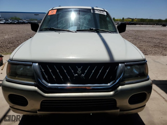 2002 Mitsubishi Montero XLS z VIN JA4MT31R42J048762, wystawiony jako Copart lot #54794835 z przebiegiem 124 978 mil mil oraz Czysty tytuł • Clean title. Historia ofert i sprzedaży dostępna na DreamBid. Obrazek 5.