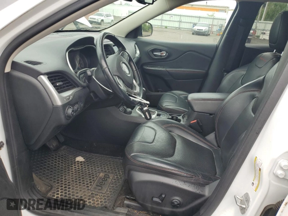 2015 Jeep Cherokee Trailhawk with VIN 1C4PJMBS6FW680963, listed as a Copart auction lot 61306385 with 174,793 mi miles and Clean title. Bid and sale history available at DreamBid. Image 7.