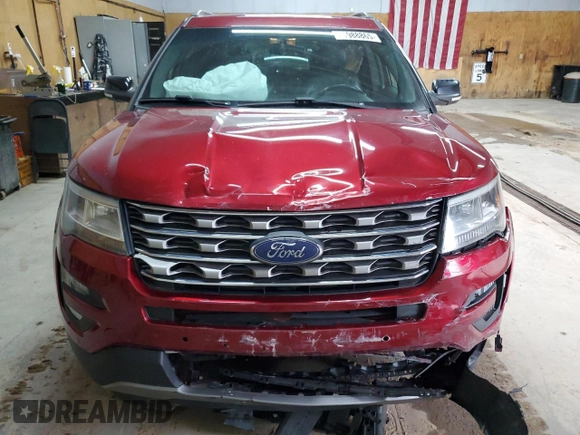 2017 Ford Explorer XLT with VIN 1FM5K8D82HGA43137, listed as a Copart auction lot 61988865 with 111,807 mi miles and Non repairable. Bid and sale history available at DreamBid. Image 5.