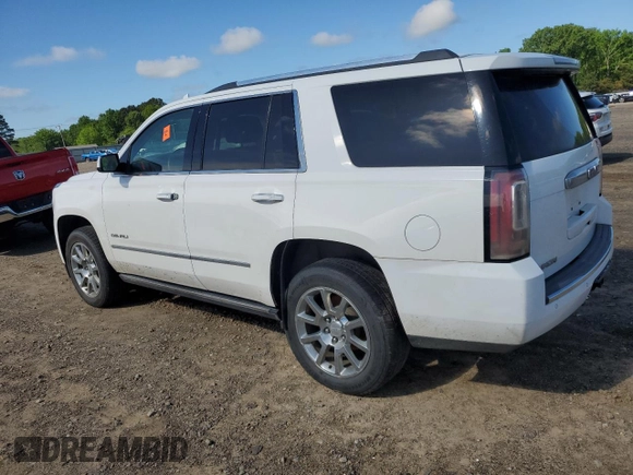 2015 GMC Yukon Denali z VIN 1GKS2CKJ9FR622342, wystawiony jako Copart lot #53671555 z przebiegiem Nie podano mil oraz Czysty tytuł • Clean title. Historia ofert i sprzedaży dostępna na DreamBid. Obrazek 2.