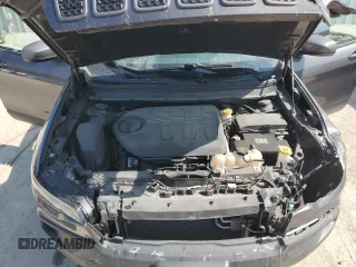 2019 Jeep Cherokee Trailhawk with VIN 1C4PJMBX0KD361639, listed as a Copart auction lot 60549865 with 95,888 mi miles and Salvage title. Bid and sale history available at DreamBid. Image 12.