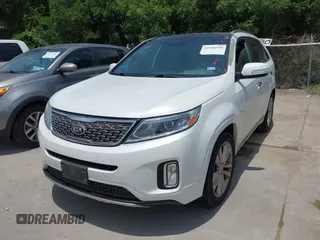 2014 Kia Sorento SX Limited with VIN 5XYKW4A74EG485464, listed as a IAAI auction lot 42546550 with 138,646 mi miles and . Bid and sale history available at DreamBid. Image 17.