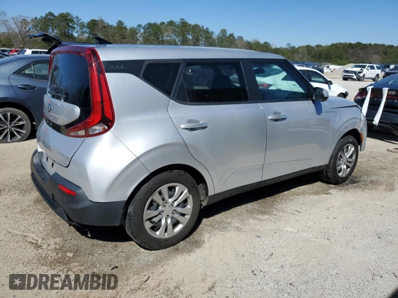 2021 Kia Soul LX with VIN KNDJ23AU0M7760492, listed as a Copart auction lot 49976655 with 108,740 mi miles and Clean Title. Bid and sale history available at carsss.com. Image 3.