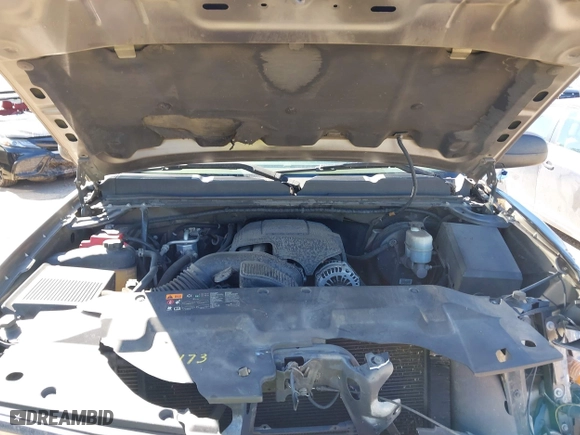2012 Chevrolet Silverado 1500 LT with VIN 3GCPCSE07CG204577, listed as a IAAI auction lot 41629601 with 321,459 mi miles. Bid and sale history available at carsss.com. Image 10.