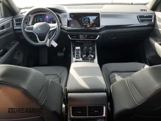 2025 Volkswagen Atlas SE with VIN 1V2WE2CA5SC201601, listed as a Copart auction lot 50102745 with 9,285 mi miles and Clean title. Bid and sale history available at DreamBid. Image 8.