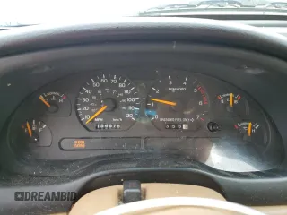 1997 Ford Mustang with VIN 1FALP4046VF180467, listed as a Copart auction lot 60754265 with 154,676 mi miles and Salvage title. Bid and sale history available at DreamBid. Image 9.