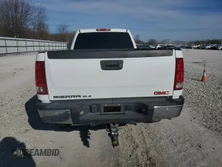 2007 GMC Sierra 3500HD SRW SLT z VIN 1GTHK33657F518837, wystawiony jako Copart lot #88449265 z przebiegiem 298 791 mil mil oraz Szkody całkowita. Historia ofert i sprzedaży dostępna na DreamBid. Obrazek 6.