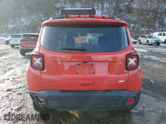 2022 Jeep Renegade Latitude with VIN ZACNJDB12NPN77353, listed as a Copart auction lot 45815615 with Not provided miles and Salvage title. Bid and sale history available at DreamBid. Image 6.