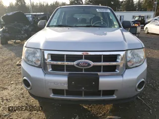 2009 Ford Escape XLS with VIN 1FMCU92709KD07634, listed as a Copart auction lot 42264585 with 155,108 mi miles and Clean title. Bid and sale history available at DreamBid. Image 5.