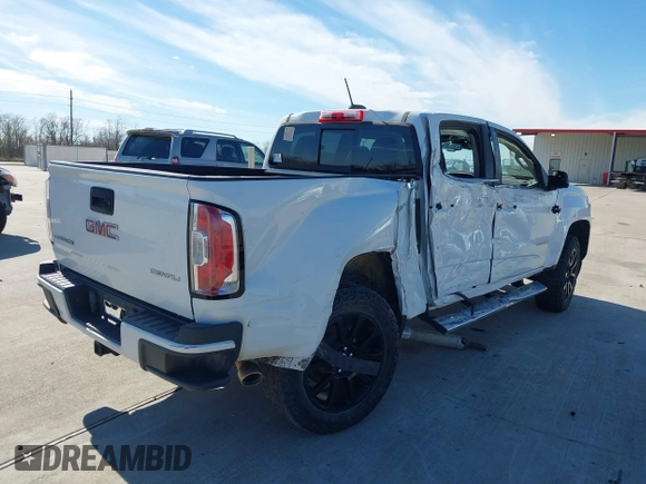 2018 GMC Canyon 4WD Denali with VIN 1GTG6EEN3J1262282, listed as a IAAI auction lot 41346221 with 104,348 mi miles. Bid and sale history available at carsss.com. Image 4.