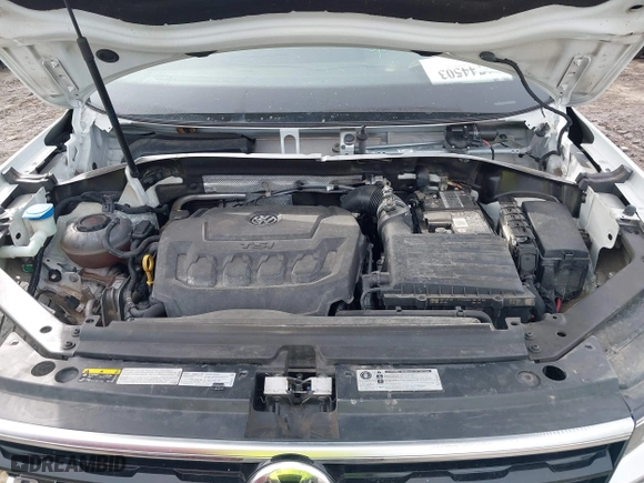 2020 Volkswagen Tiguan SE with VIN 3VV2B7AX4LM106638, listed as a IAAI auction lot 41744503 with 67,693 mi miles. Bid and sale history available at carsss.com. Image 10.