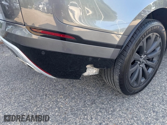 2018 Land Rover Range Rover Velar R-Dynamic HSE with VIN SALYM2RV9JA755346, listed as a IAAI auction lot 42585531 with 108,696 mi miles and . Bid and sale history available at DreamBid. Image 6.