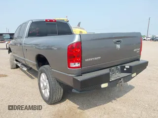 2006 Dodge 2500 SLT z VIN 1D7KS28C56J235984, wystawiony jako IAAI lot #42232600 z przebiegiem 366 134 mil mil oraz . Historia ofert i sprzedaży dostępna na DreamBid. Obrazek 3.