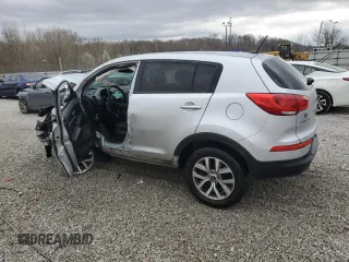 2016 Kia Sportage LX with VIN KNDPB3AC1G7872434, listed as a Copart auction lot 49983225 with 190,242 mi miles and Non Repairable. Bid and sale history available at carsss.com. Image 2.