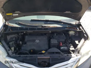2013 Toyota Sienna XLE with VIN 5TDDK3DC0DS053561, listed as a Copart auction lot 53786685 with 332,714 mi miles and Clean Title. Bid and sale history available at DreamBid. Image 12.