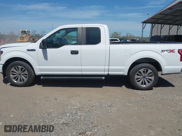 2018 Ford F-150 XL z VIN 1FTEX1CP3JFC70015, wystawiony jako IAAI lot #42095308 z przebiegiem 95 327 mil mil oraz . Historia ofert i sprzedaży dostępna na DreamBid. Obrazek 14.