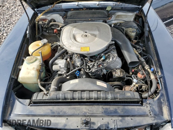 1982 Mercedes-Benz 380 SL z VIN WDBBA45AXCB013425, wystawiony jako Copart lot #74098484 z przebiegiem 145 140 mil mil oraz Szkoda całkowita • Salvage title. Historia ofert i sprzedaży dostępna na DreamBid. Obrazek 11.
