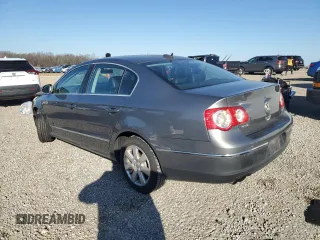 2006 Volkswagen Passat Value Edition z VIN WVWAK73C06P027101, wystawiony jako Copart lot #46810855 z przebiegiem 116 246 mil mil oraz Szkoda całkowita • Salvage title. Historia ofert i sprzedaży dostępna na DreamBid. Obrazek 2.